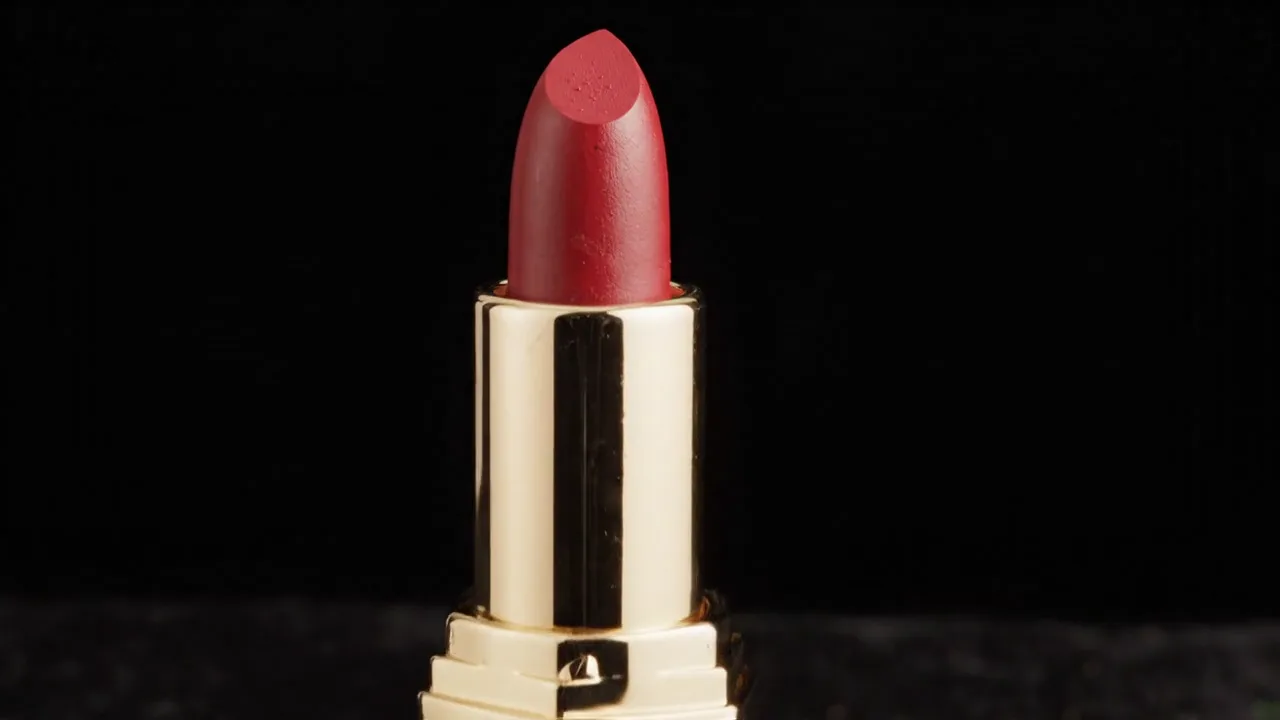 Rouge Satin